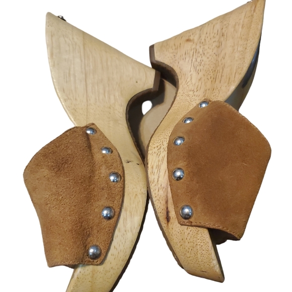 Reg $165 Michael Kors Easton Mule  Stud Brown Suede Wedge Sandals size 9M - Picture 6 of 9